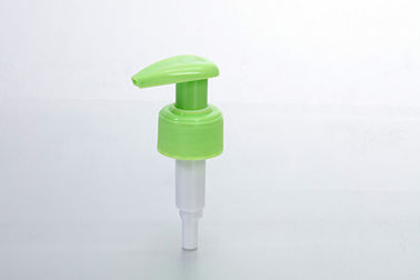 手のクリーム/シャンプーのための左右のプラスチック液体石鹸ディスペンサー ポンプ