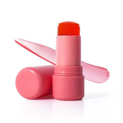 スタイリッシュなデザイン 5ml リップグロスチューブ 精密な適用のためにカスタマイズされた色