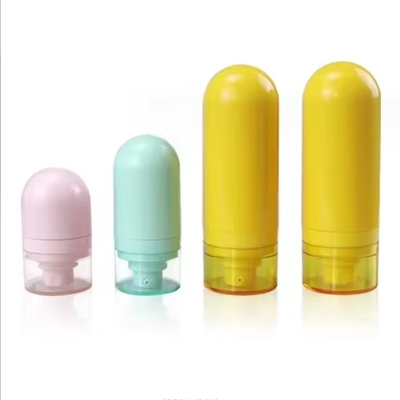 繊細なデザイン 皮膚ケア用化粧品用 50ml 逆向きの空気のないボトル