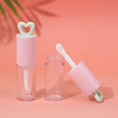 オーダーメイド カラー 7ml ホールハート プラスチック リップグラスチューブ ポータブル リップグラスパッケージ