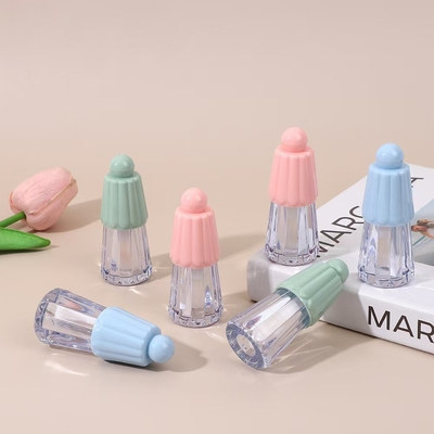 化粧品タイプ リップグロンス 4.5ml プラスチックチューブ 傘の形蓋付き 様々な色