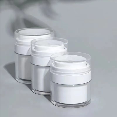 パーソナルケアに使用される 50ml プラスチック空気の無いクリームボトル