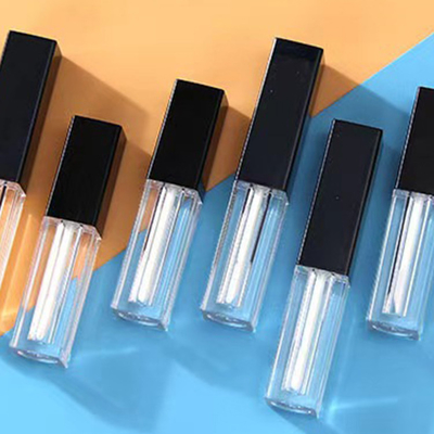 プラスチック リップグロスチューブ 1.2ML 方形 空きパッケージ 透明なチューブボディの黒いブラシキャップ