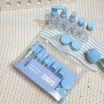 ホットスタンピング 50ml パーソナライズされた色肌ケア旅行セットのためのプラスチックボトル