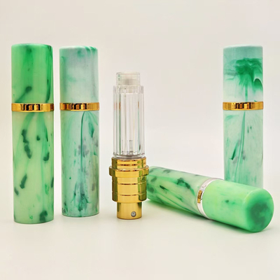 アルミスプレーヤー付き 5ML ポータブル・マーブル・プラスチックの香水スプレーペンをカスタマイズ