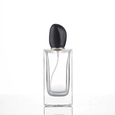 Hotsale 50ML & 100ML 香水のためのガラススプレーボトル 空き四角香水容器