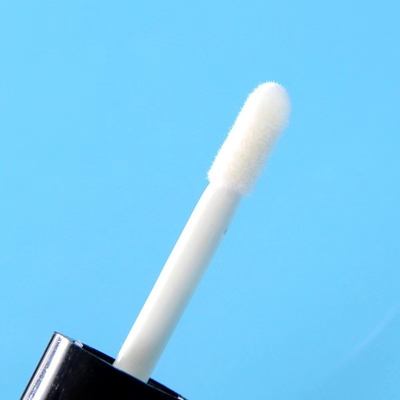 1.2ml プラスチックシリンダー リップグロースチューブ 長キャップ カスタマイズされた色が受け入れられます