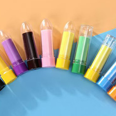 1g 容量を持つプラスチック空のリップスティックチューブ