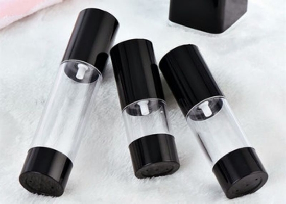 普通の形 15ml プラスチック製の空気のないボトル 化粧品のパッケージでの使用