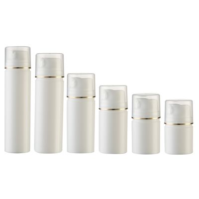 カスタマイズされたカラーPPエアレスポンプボトル、100%排出と耐久性のある軽量設計の真空ポンプ付き