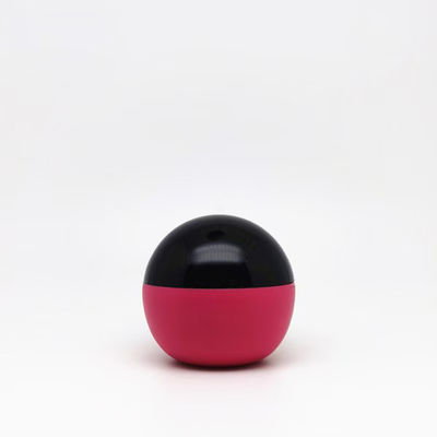 エルゴノミックなデザインで,皮膚ケアに簡単に使用できます.