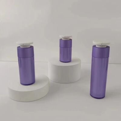 心形 アクリル式 空気のないポンプボトル 化粧液用のカスタマイズされたシルクスクリーンプリントと漏れ防止デザイン