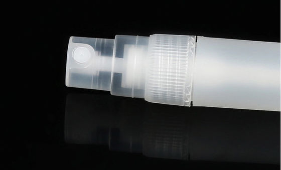 形の詰め替え式のスプレーのペンの香水、5mlプラスチックPPの物質的なペンの香水瓶をペンで書いて下さい