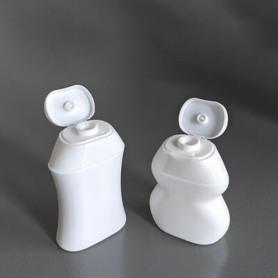 フリップトップキャップデザイン 40ml 60ml HDPE シャンプーとスキンケアのためのカスタマイズ可能な形状の化粧水ボトル